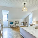 2 Bedroom Beautiful In Holiday home Pierrefiche (Aveyron)