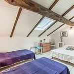 2 Bedroom Beautiful In