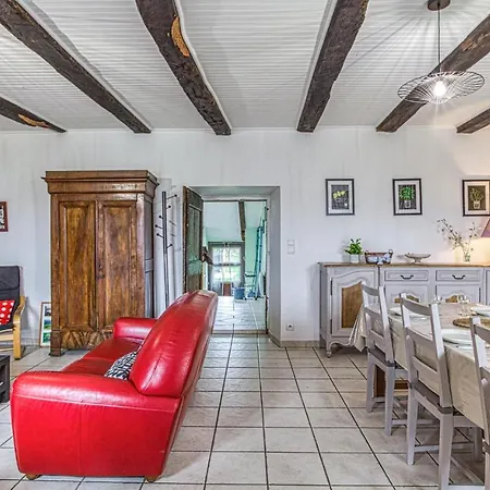2 Bedroom Cozy In *