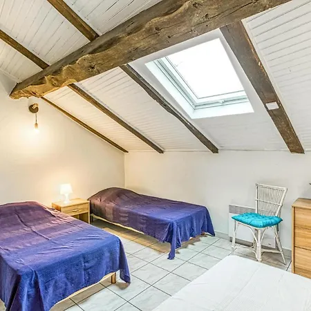 2 Bedroom Cozy In Dom wakacyjny *